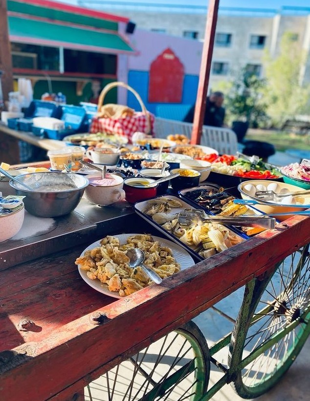 סלינה מנטור הרי ירושלים, ארוחת בוקר מפונק כלולה במחיר האטרקטיבי (צילום: ליאת כהן רביב)