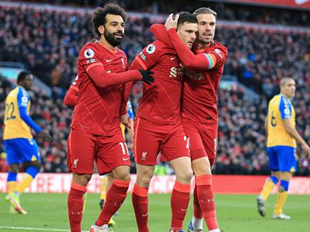 רוברטסון חזר להרכב ובישל (GETTY)