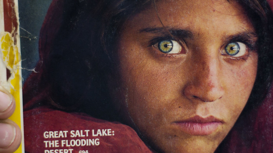 הנערה האפגנית על שער מגזין