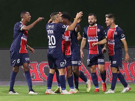 שחקני נוף הגליל לאחר השער האדיר של קווין פרייטר (קרדיט: אנצ'ו גוש, סוכנות ג'יני)