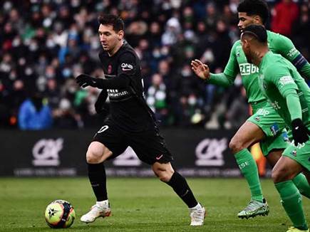 מצא את חבריו 3 פעמים (GETTY)