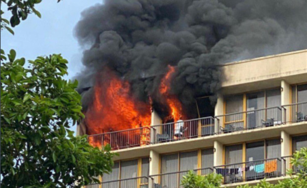 שרפה במלונית קורונה (צילום: טוויטר/@JemimaBurt)