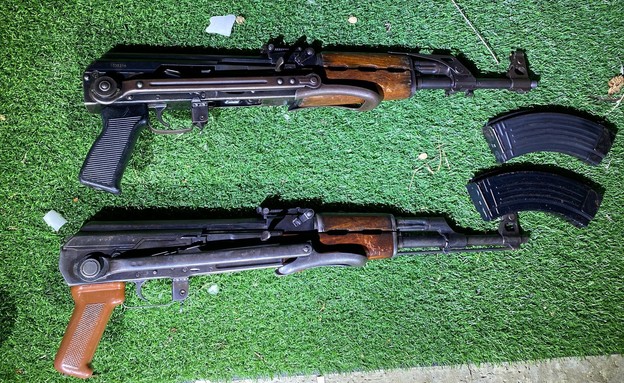 נשק וסמים באשקלון (צילום: דוברות המשטרה)