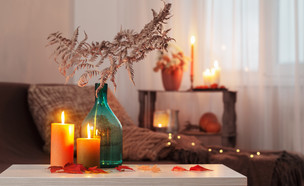 נרות דקורטיביים (צילום:  Maya Kruchankova, shutterstock)