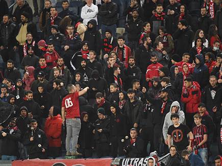 חלקם לא מרוצים מזיו אריה (ברני ארדוב)