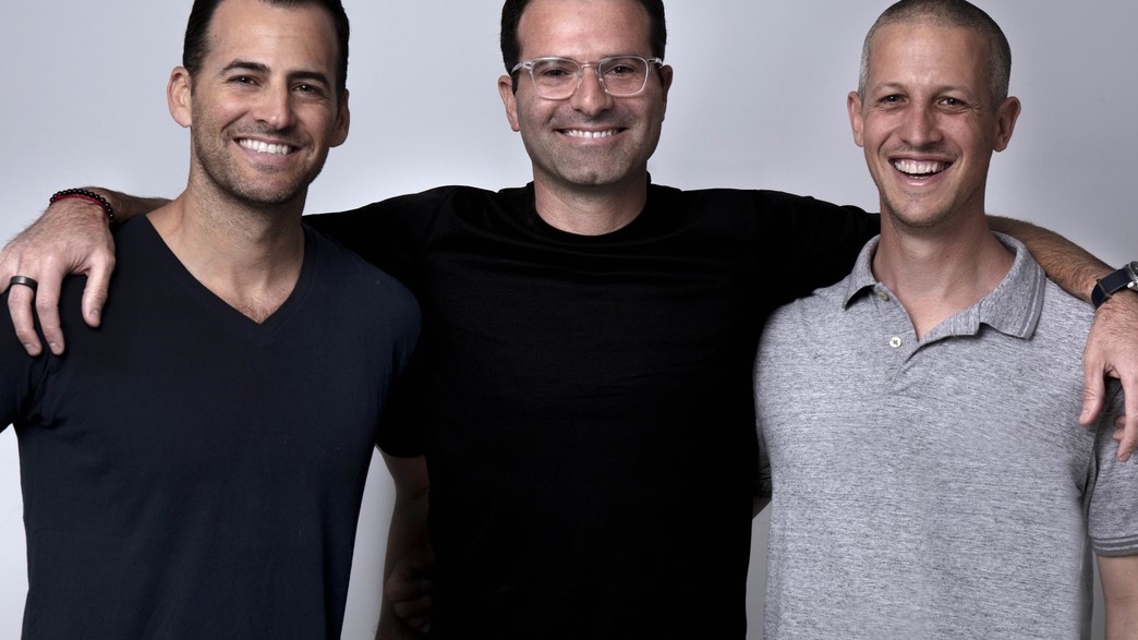 בועז כץ, אלון אלרואי וערן בן-שושן מייסדי ביזבו