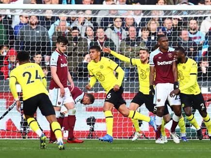 סילבה. נגח את היתרון בדקה ה-28 (Getty )