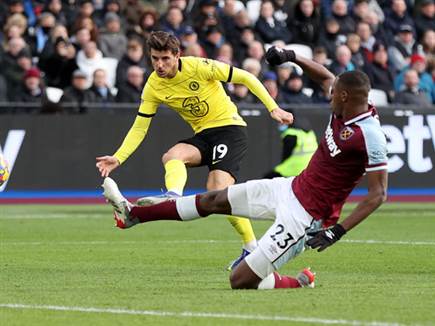 מאונט החזיר את היתרון לבלוז (Getty)