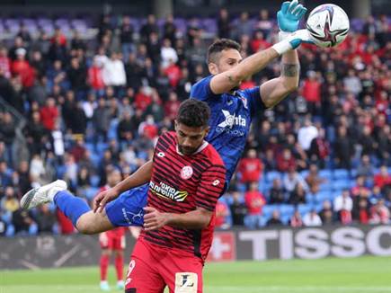 נכנס להרכב ברגע האחרון. גד עמוס (דני מרון)