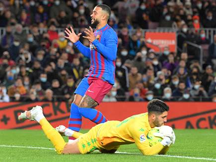 והגעה למצבים רבים ליד שערה של בטיס (GETTY)