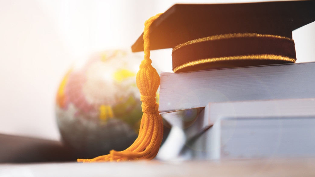 לימודים בחו"ל 