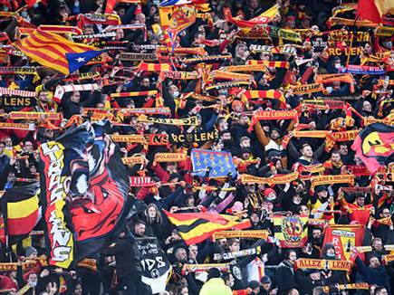 עם קהל שסיפק אווירה יוצאת דופן (GETTY)