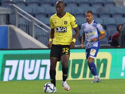 יעבור מבחן כשירות? קמסו מארה (צילום: דני מרון)