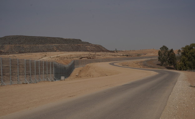 פרויקט המכשול סביב רצועת עזה (צילום: אגף דוברות והסברה, משרד הביטחון)