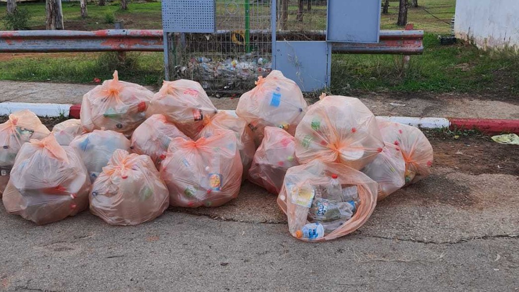 תכולת המחזורית שרוקנה ונזרקה לפח במחנה 80