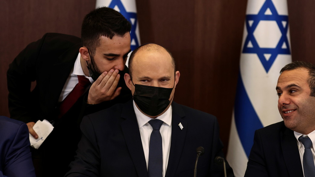 נפתלי בנט וצוות הלשכה שלום שלמה ומתן סידי נפתלי בנט וצוות הלשכה שלום שלמה ומתן סידי