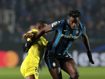 דובאן זפאטה. מיעט לגעת בכדור במחצית הראשונה (Getty)