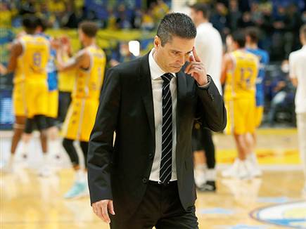 ספג קריאות בסיום (אלן שיבר)