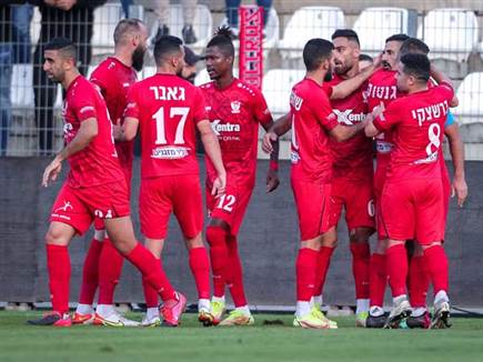 מרוצים מנגד (מאור אלקסלסי)