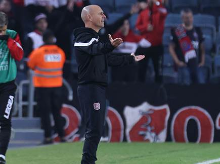 אריה. ספג קריאות "תתפטר" (דני מרון)