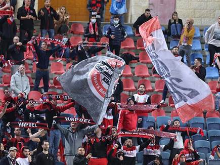 אוהדי הפועל חיפה. רוצים ניצחון (דני מרון)