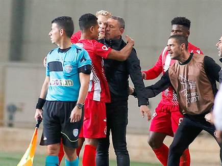 פארליי רוסה וניר קלינגר. רגע אחד של קסם השאיר שביב של תקווה אצל האדומים (אלן שיבר)