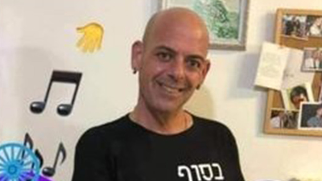 מתנגדי חיסונים עשו שימוש בתמונה של נפטר מסרטן מתנגדי חיסונים עשו שימוש בתמונה של נפטר מסרטן