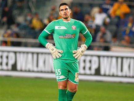 לבקוביץ' עמד יציב, אבל בסופו של דבר נכנע (צילום: אלן שיבר)