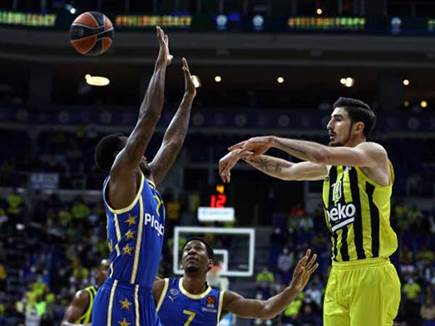 משחק נהדר שלו ואסיסט פשוט מדהים. דה קולו (GETTY)