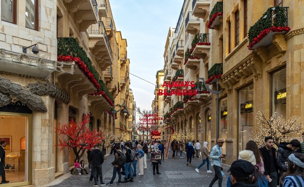 Beirut Christmas Lebanon - (Photo: Ali Chehade, ShutterStock)