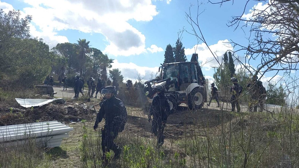 העימותים בין מתיישבים ללוחמים בחומש העימותים בין מתיישבים ללוחמים בחומש