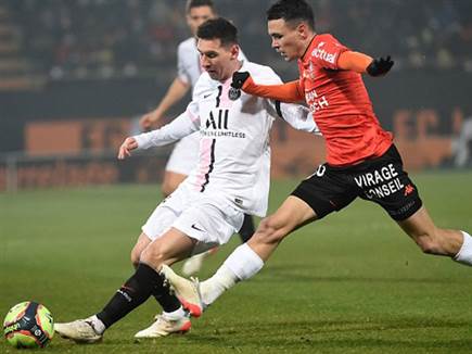 ליאו מסי. פגע בקורה והיה יכול לעשות יותר, אבל השיגו נקודה (Getty)