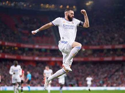 ממשיך להיות האיש של ריאל. בנזמה (GETTY)