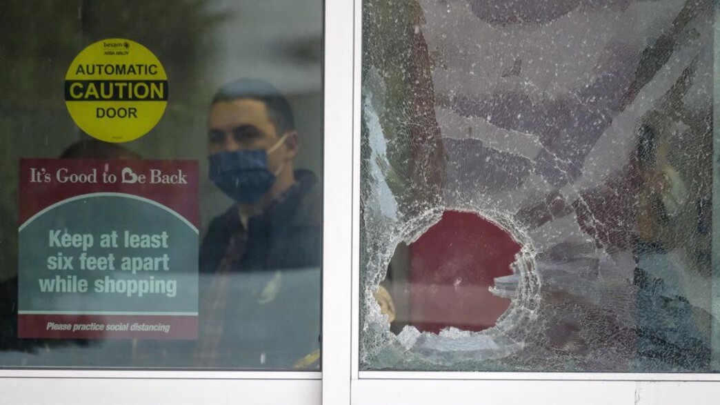 שוטר בלוס אנג'לס הרג נערה כאשר ירה לעבר חשוד