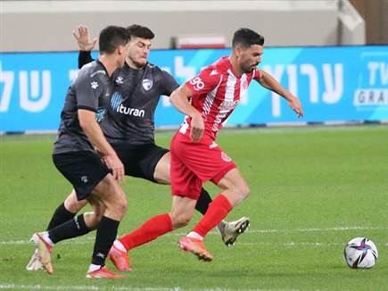 שלומי אזולאי. מקבל תמיכה מהמאמן (אודי ציטיאט)