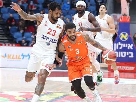 ווטסון. ראשון נלחמה אך נותרה מאוכזבת (מנהלת הליגה, דני מרון)