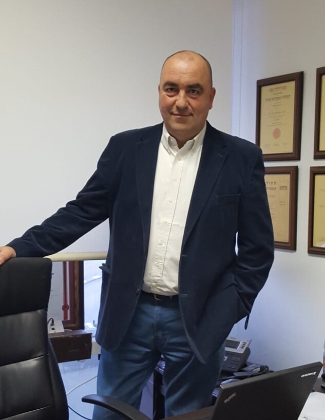 עו"ד יהושע (שוקי) ג'אנה עו"ד יהושע (שוקי) ג'אנה