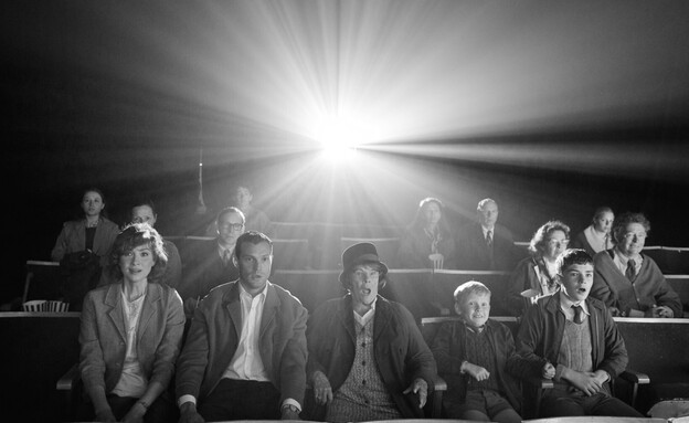 מה הלוז - סרטי קולנוע 2022 - בלפסט (צילום: טוליפ אינטרטיימנט )