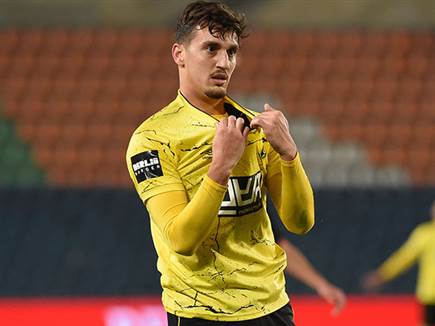 אלא שעם כל הכבוד - הסיפור לא היה על הדשא (צילום: ברני ארדוב)