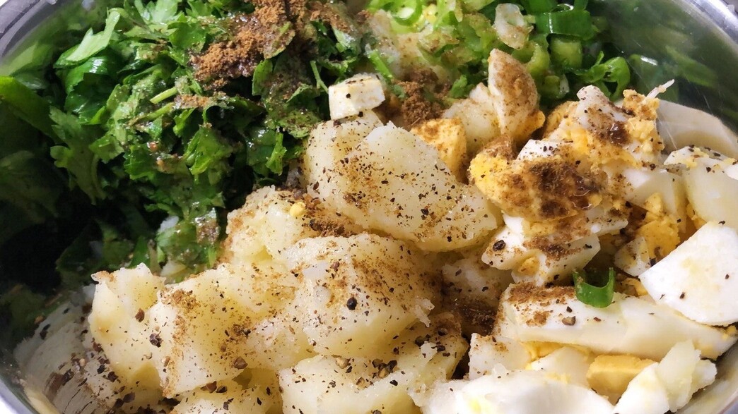 סלט ביצים ותפוחי אדמה בלי טיפת מיונז