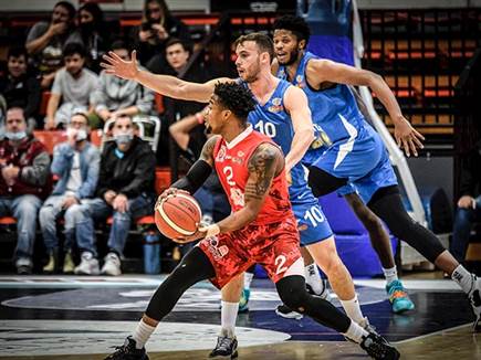 אירייבו. מי יעצוראת כדור השלג? (מנהלת הליגה, רז גליל)