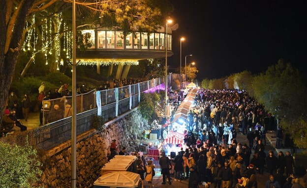 חגיגות  בטיילת לואי (צילום: ראובן כהן, דוברות עיריית חיפה)