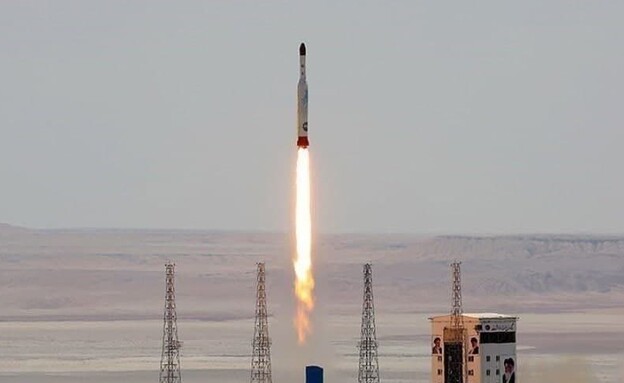 ניסיון של אירן לשגר לווין לחלל (צילום: IRNA)