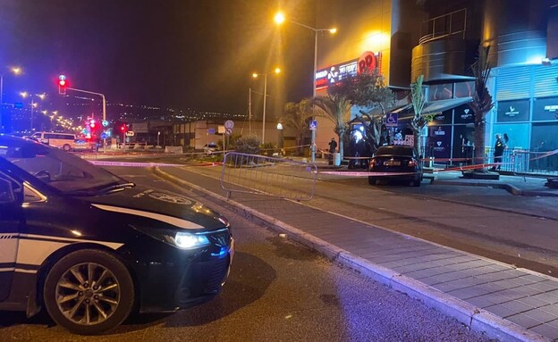 זירת הירי בחיפה (צילום: דוברות המשטרה)