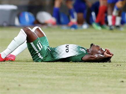 "השחקנים נשכבו ובכו. אמרתי לעצמי, על מה הדרמה?" (אלן שיבר)