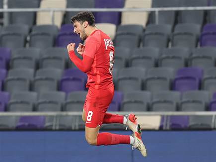 העלה את האדומים ליתרון מהיר. כנעאן (לירון מולדובן)