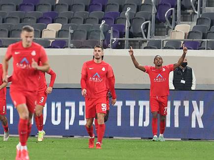 שער אדיר שלו. בריהון (לירון מולדובן)