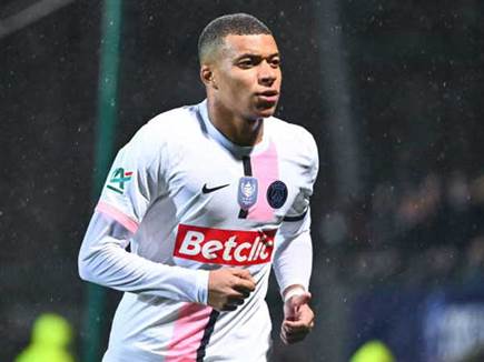 הפתעה. אמבפה (GETTY)