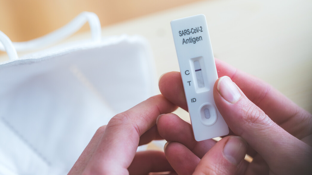 בדיקת אנטיגן ביתית