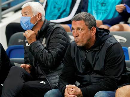 לא הצליח לעצור תבוסה (אלן שיבר)